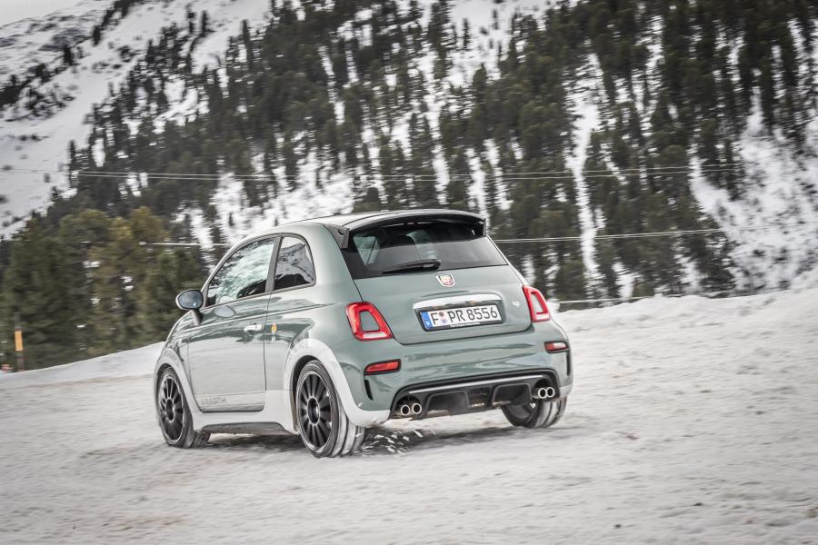 Abarth 695 70° Anniversario (312) 2019 года  (WW) (фото 56 из 70)